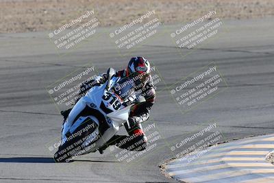 media/Jan-08-2022-SoCal Trackdays (Sat) [[1ec2777125]]/Turn 10 (2pm)/